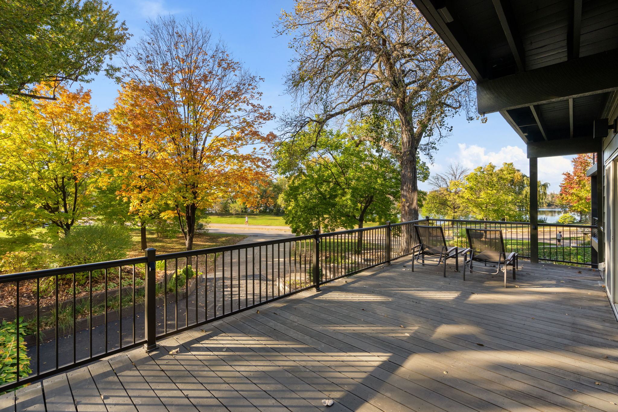 The deck looking toward the parkway and lake